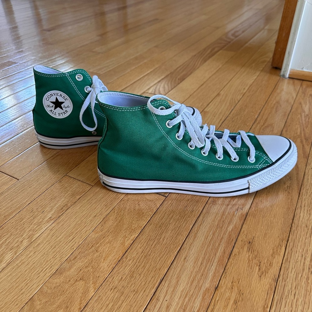 Converse Classic Green Canvas Sneakers